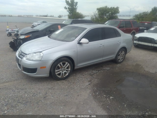 EN DESARME  !!!  VOLKSWAGEN JETTA 2006